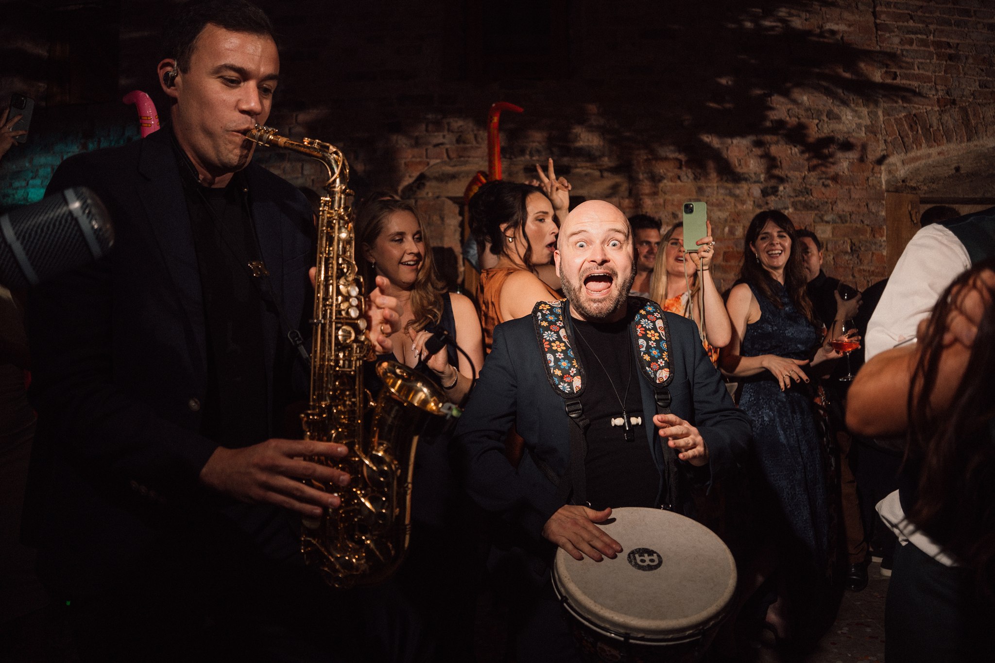 DJ Sax & Percussion Wedding Entertainment UK | Si Sax - Si Sax